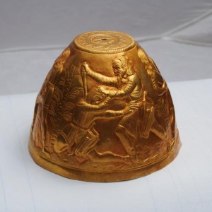 2,400 Year Old Gold Bong Discovered in Russia - Weed Finder™ News